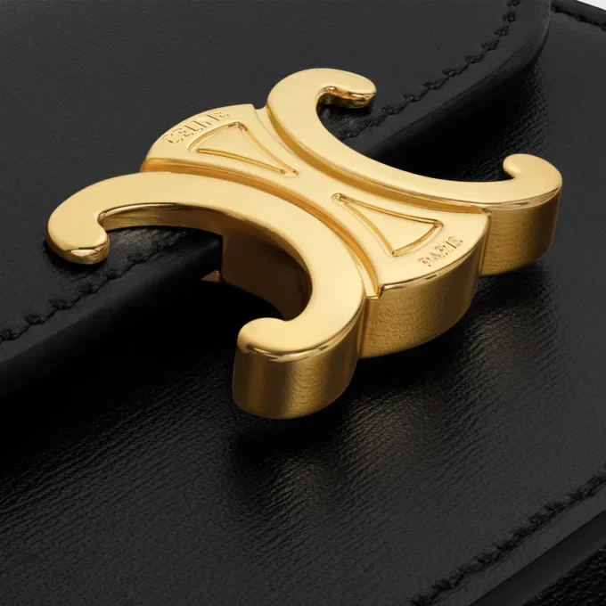 Business Card Holder Triomphe in Shiny Calfskin Business Card Holder Triomphe in Shiny Calfskin
