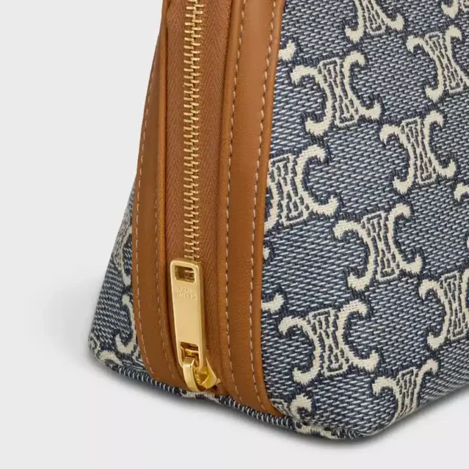 Clutch on Chain in Jacquard Triomphe All Over Clutch on Chain in Jacquard Triomphe All Over
