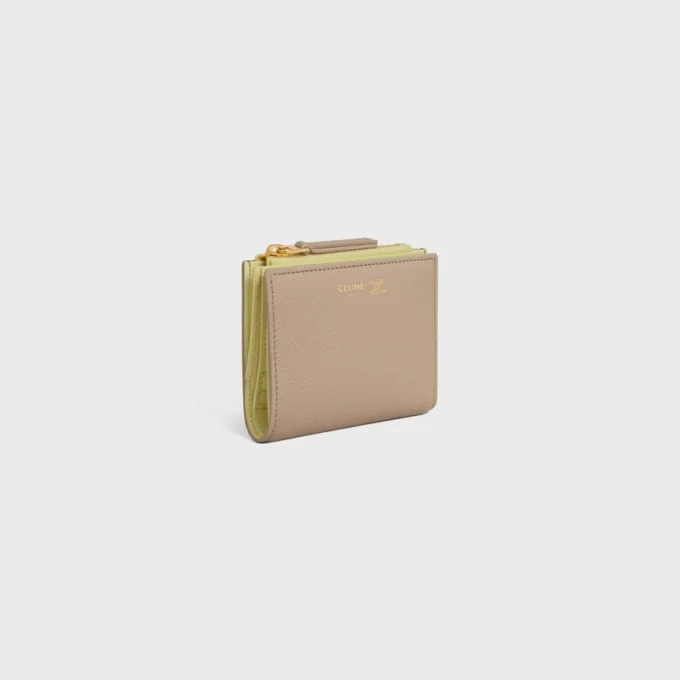 Compact Wallet Triomphe Stamp in Supple Grained Calfskin Compact Wallet Triomphe Stamp in Supple Grained Calfskin
