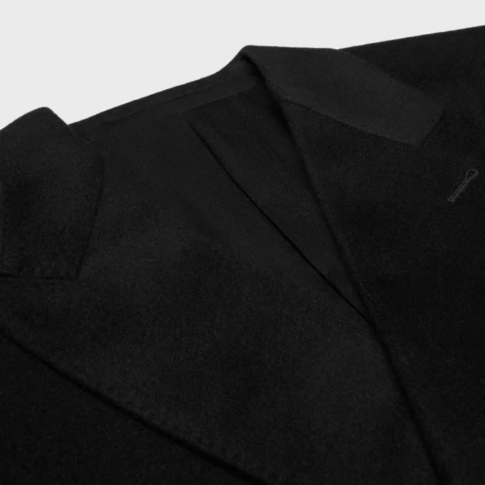 Double-Breasted Coat in Wool Cloth Double-Breasted Coat in Wool Cloth