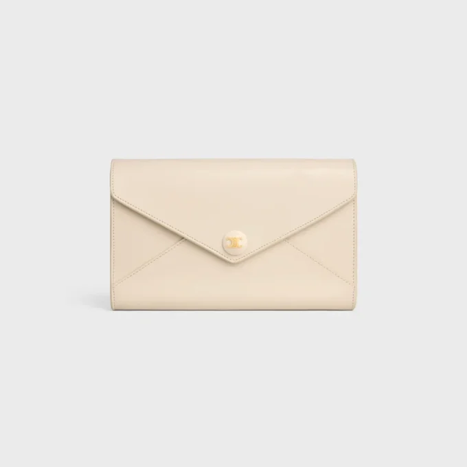 Envelope Wallet on Chain in Shiny Calfskin Envelope Wallet on Chain in Shiny Calfskin