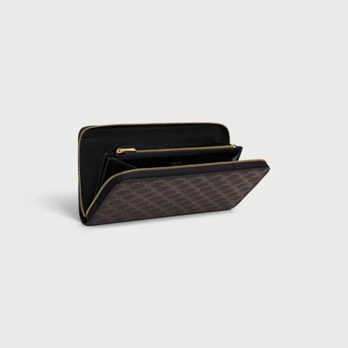 Large Zipped Wallet in Triomphe Canvas Large Zipped Wallet in Triomphe Canvas