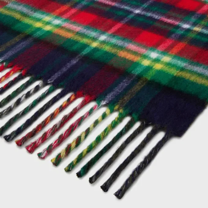 Scarf in Double-Face Cashmere Scarf in Double-Face Cashmere