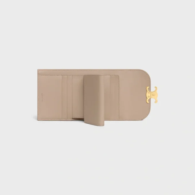 Small Flap Wallet Triomphe in Shiny Calfskin Small Flap Wallet Triomphe in Shiny Calfskin