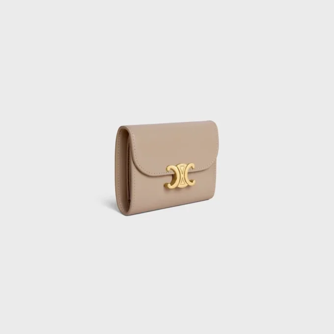 Small Flap Wallet Triomphe in Shiny Calfskin Small Flap Wallet Triomphe in Shiny Calfskin