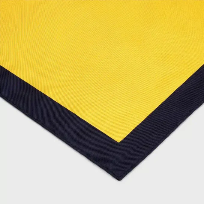Square in Silk Twill Square in Silk Twill